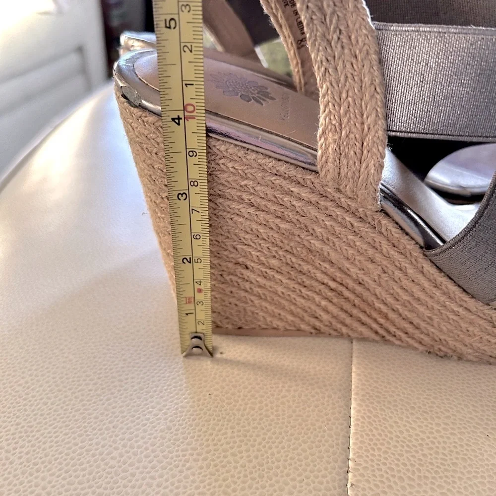 Yellow Box Women's Metallic Espadrille Wedges 8.5 Tan Neutral Strappy Stacked